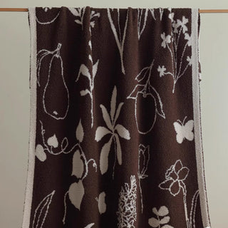 Cobertor Botanical Sketch