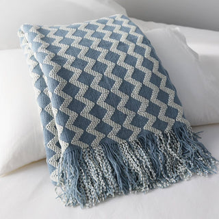 Cobertor com franjas com estampa Chevron