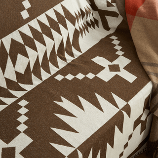 Capa de sofá com padrão tribal - venda final