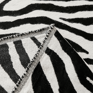 Capa de sofá Wild Stripes